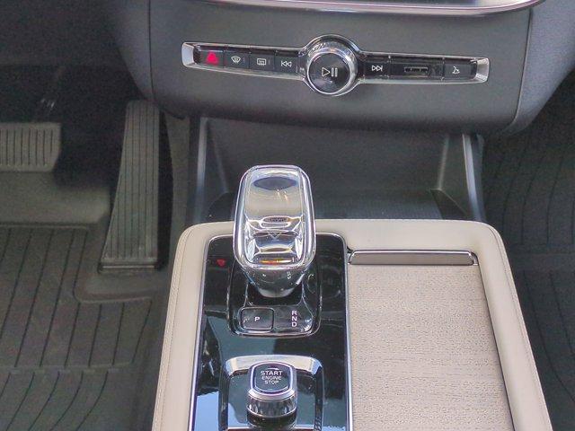 new 2026 Volvo XC90 car, priced at $71,825