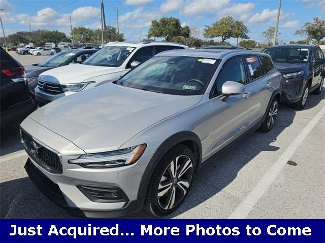 used 2025 Volvo V60 Cross Country car, priced at $36,981