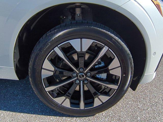 new 2026 Volvo XC60 car, priced at $57,985