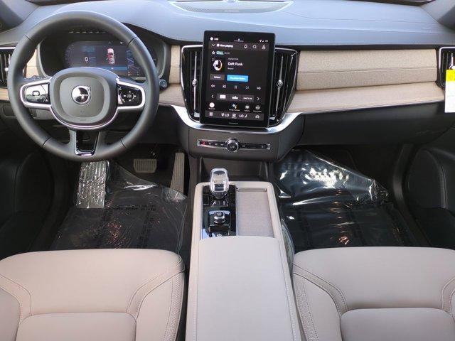 new 2026 Volvo XC90 Plug-In Hybrid car, priced at $83,315