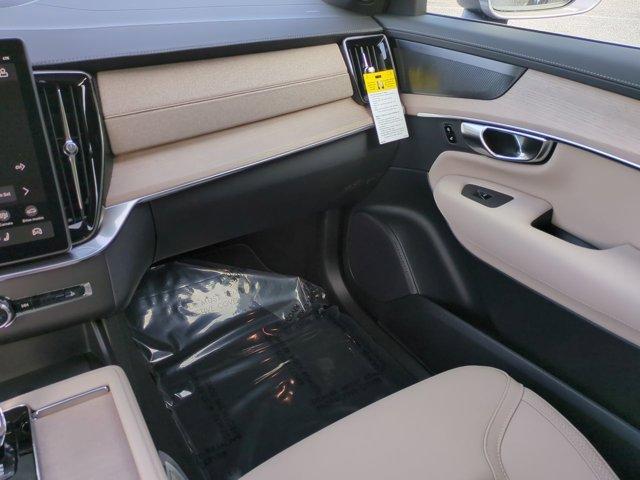 new 2026 Volvo XC90 Plug-In Hybrid car, priced at $83,315