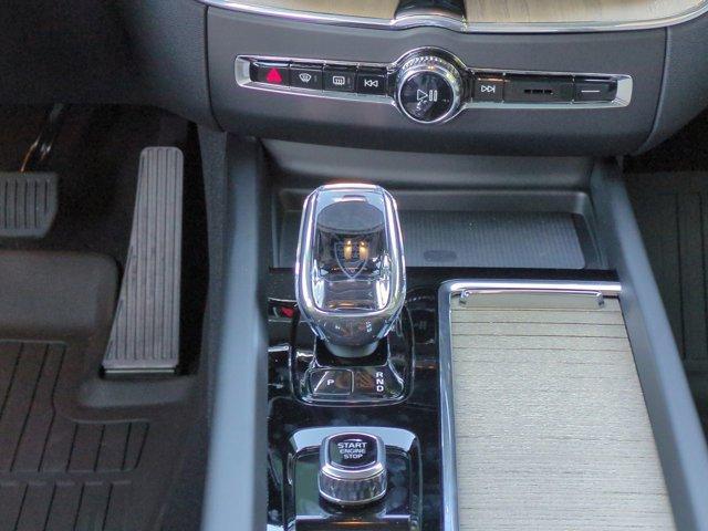 new 2026 Volvo XC60 car, priced at $57,985