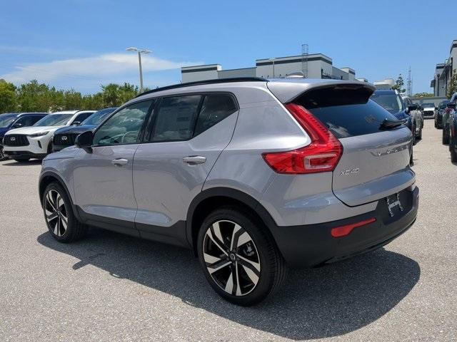 used 2026 Volvo XC40 car, priced at $42,992