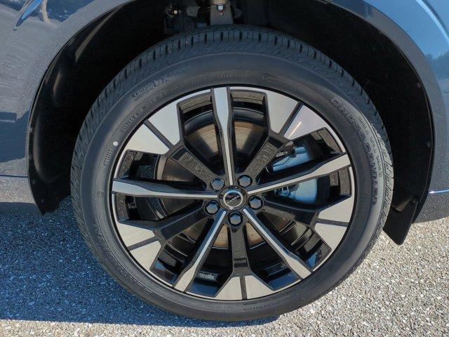 new 2026 Volvo XC60 Plug-In Hybrid car, priced at $69,285