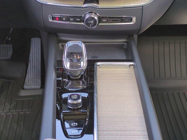 new 2026 Volvo XC60 Plug-In Hybrid car, priced at $69,234