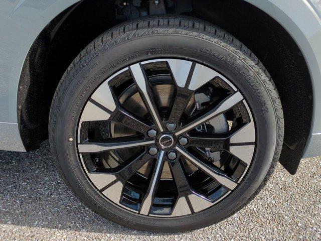 new 2026 Volvo XC60 Plug-In Hybrid car, priced at $69,285