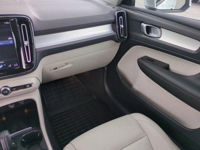 used 2019 Volvo XC40 car, priced at $22,222