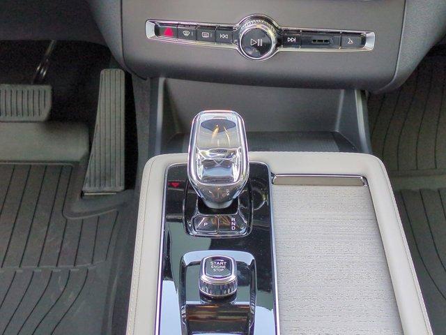 new 2026 Volvo XC90 car, priced at $71,945