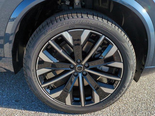 new 2026 Volvo XC90 Plug-In Hybrid car, priced at $85,625