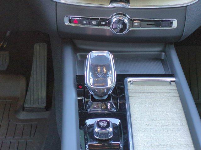 new 2026 Volvo XC60 car, priced at $57,575