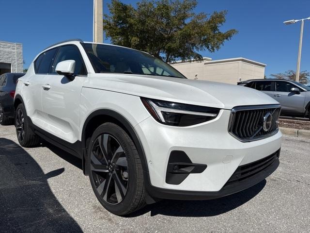 used 2023 Volvo XC40 car, priced at $32,380