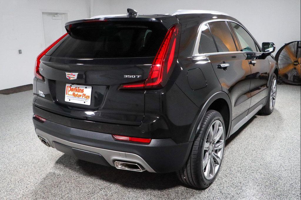 used 2023 Cadillac XT4 car, priced at $24,995