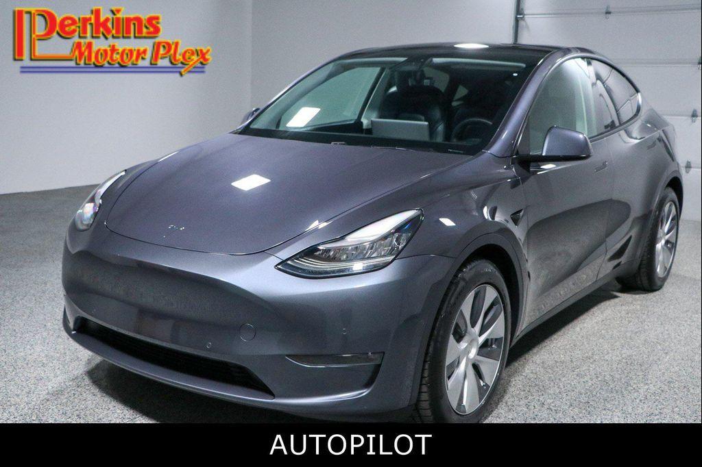 used 2020 Tesla Model Y car, priced at $28,995