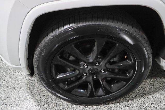 used 2018 Jeep Grand Cherokee car, priced at $18,995