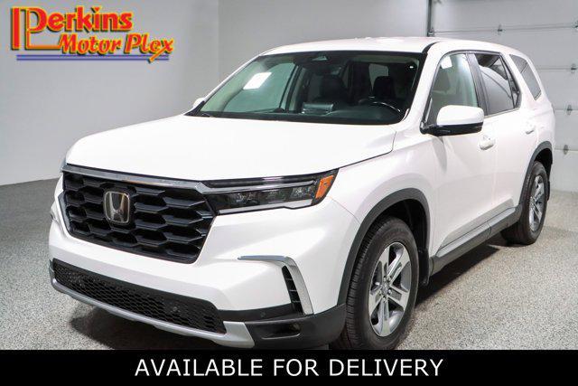 used 2024 Honda Pilot car, priced at $38,995