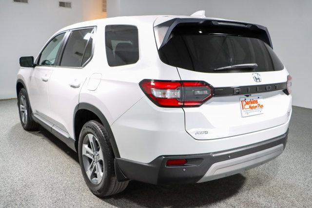 used 2024 Honda Pilot car, priced at $38,995