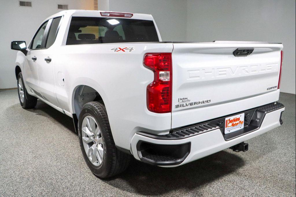 used 2024 Chevrolet Silverado 1500 car, priced at $32,995