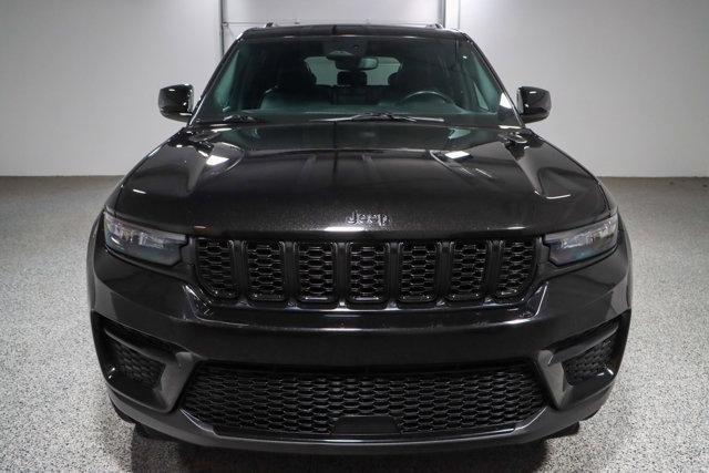 used 2022 Jeep Grand Cherokee car, priced at $26,995