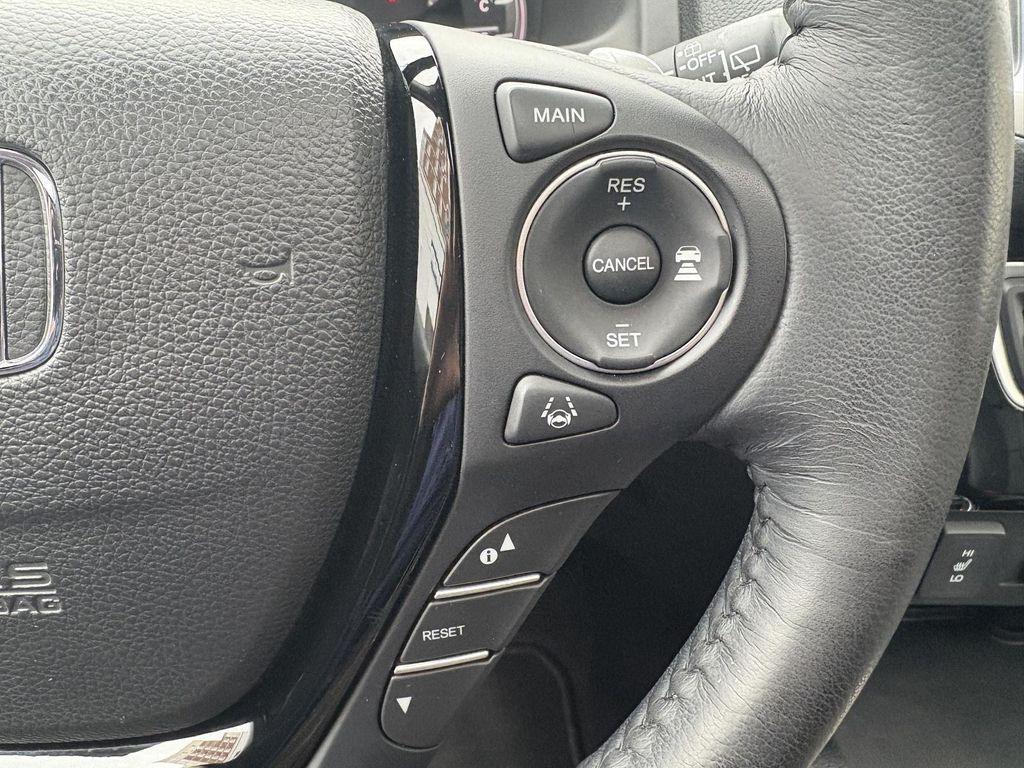 used 2018 Honda Pilot car, priced at $29,494