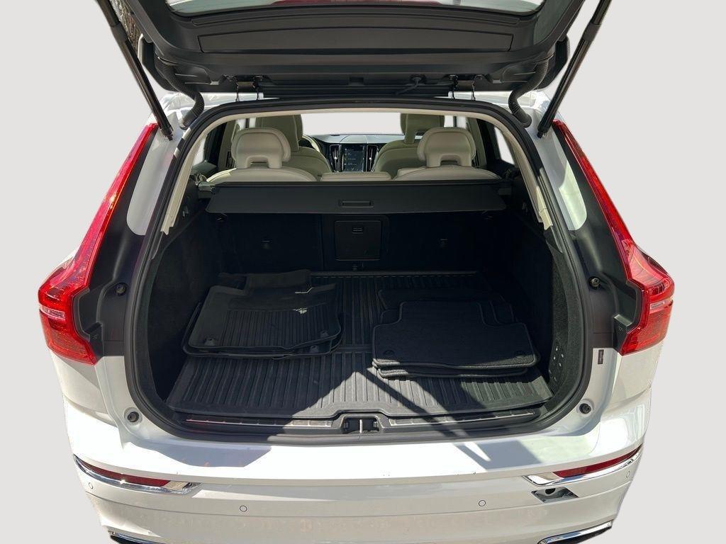 used 2018 Volvo XC60 Recharge Plug-In Hybrid car, priced at $24,761