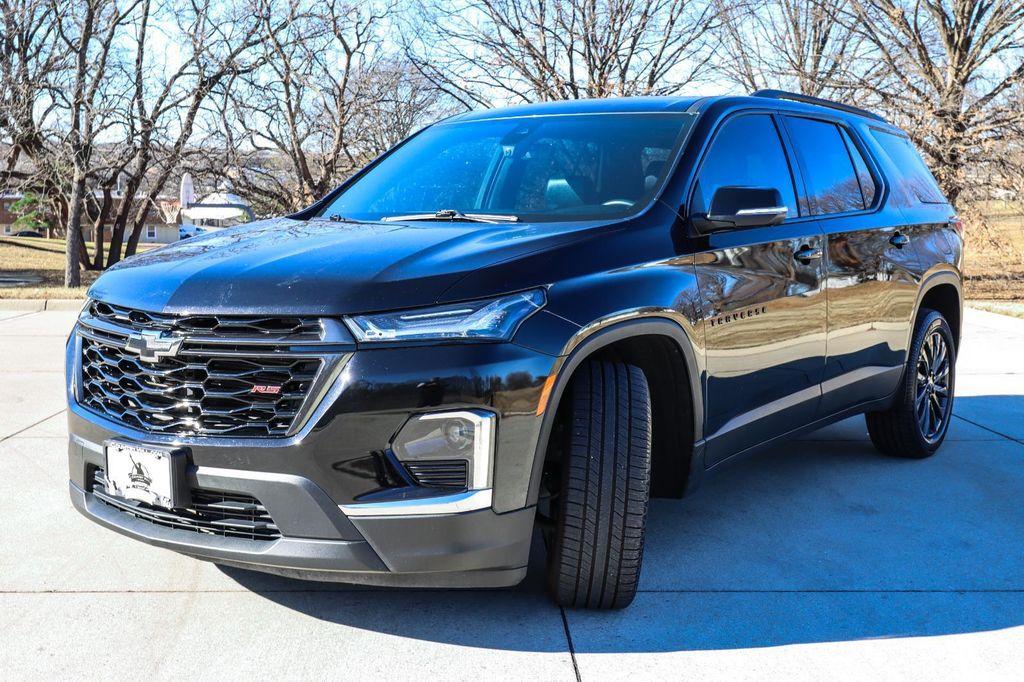 used 2022 Chevrolet Traverse car, priced at $32,000