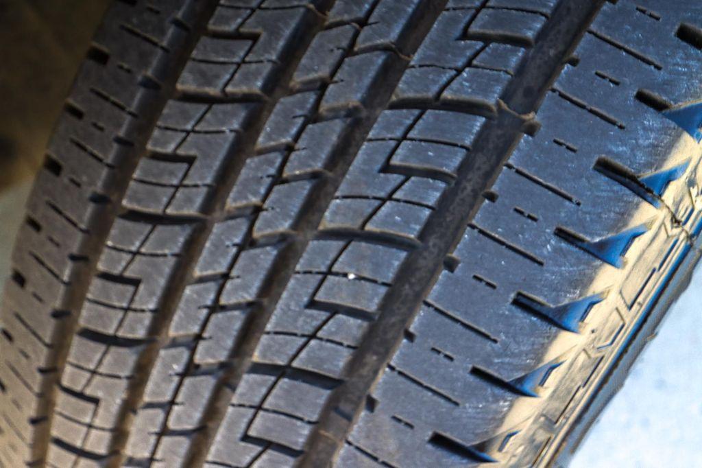 used 2015 Cadillac SRX car, priced at $7,750