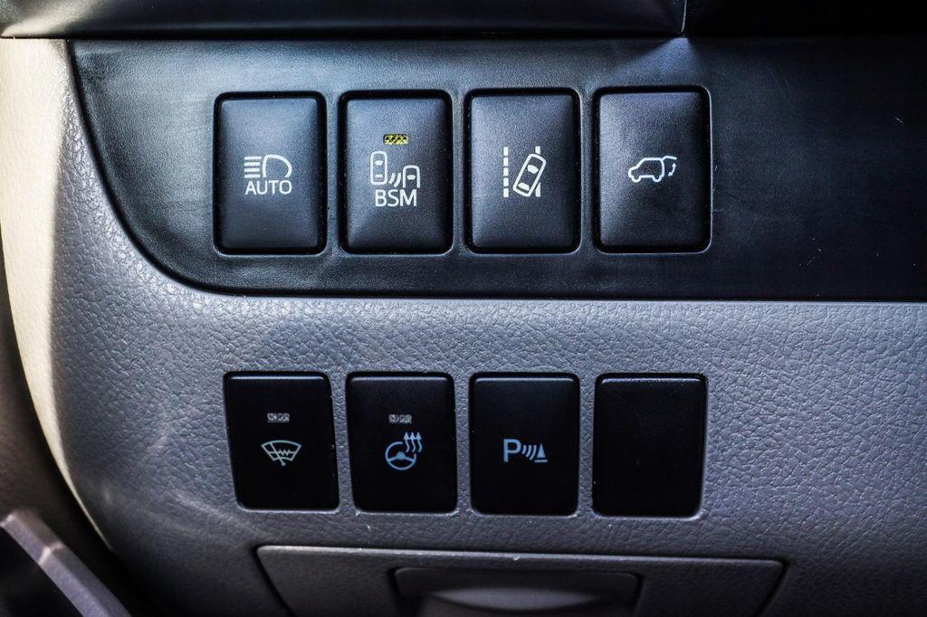 used 2015 Toyota Highlander car, priced at $16,500