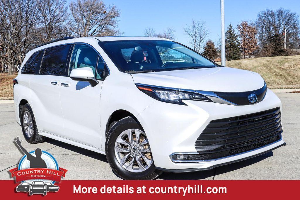 used 2023 Toyota Sienna car, priced at $34,193