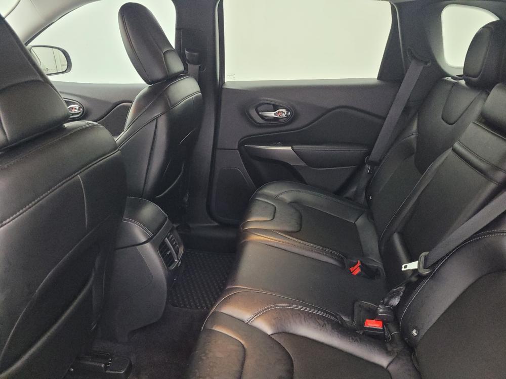 used 2019 Jeep Cherokee car, priced at $16,995