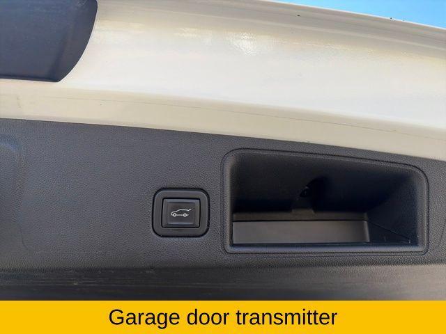 Summit White 2023 GMC Terrain SLT