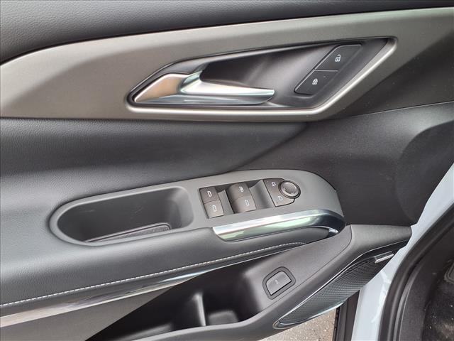 new 2026 Chevrolet Traverse car, priced at $45,162