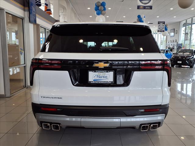 new 2026 Chevrolet Traverse car, priced at $42,795
