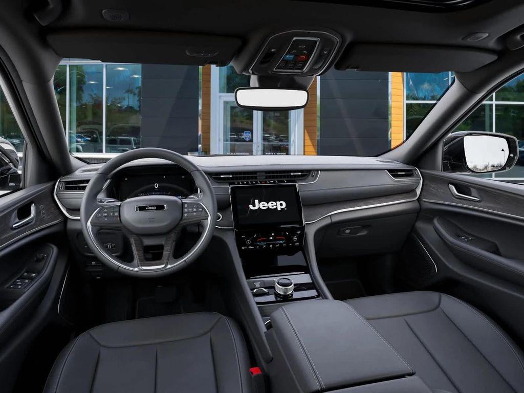 new 2025 Jeep Grand Cherokee car, priced at $45,362