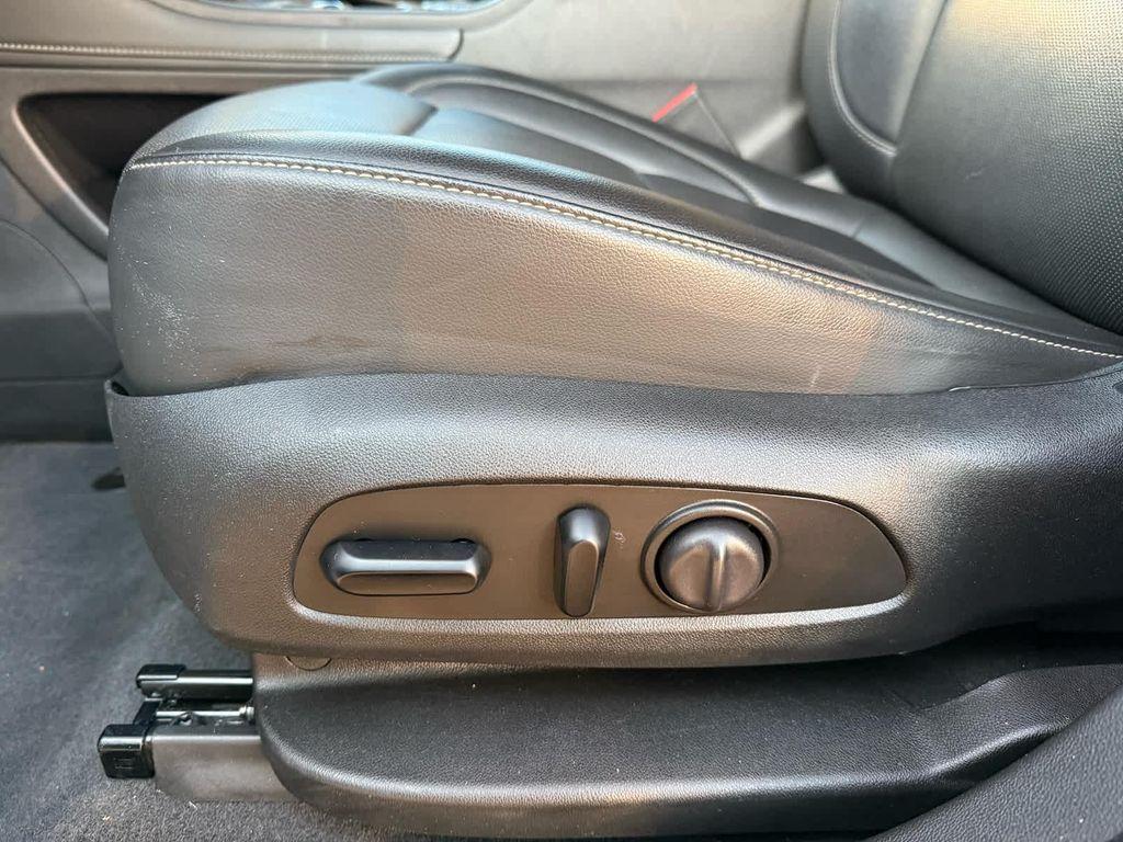 used 2023 GMC Acadia car, priced at $24,053