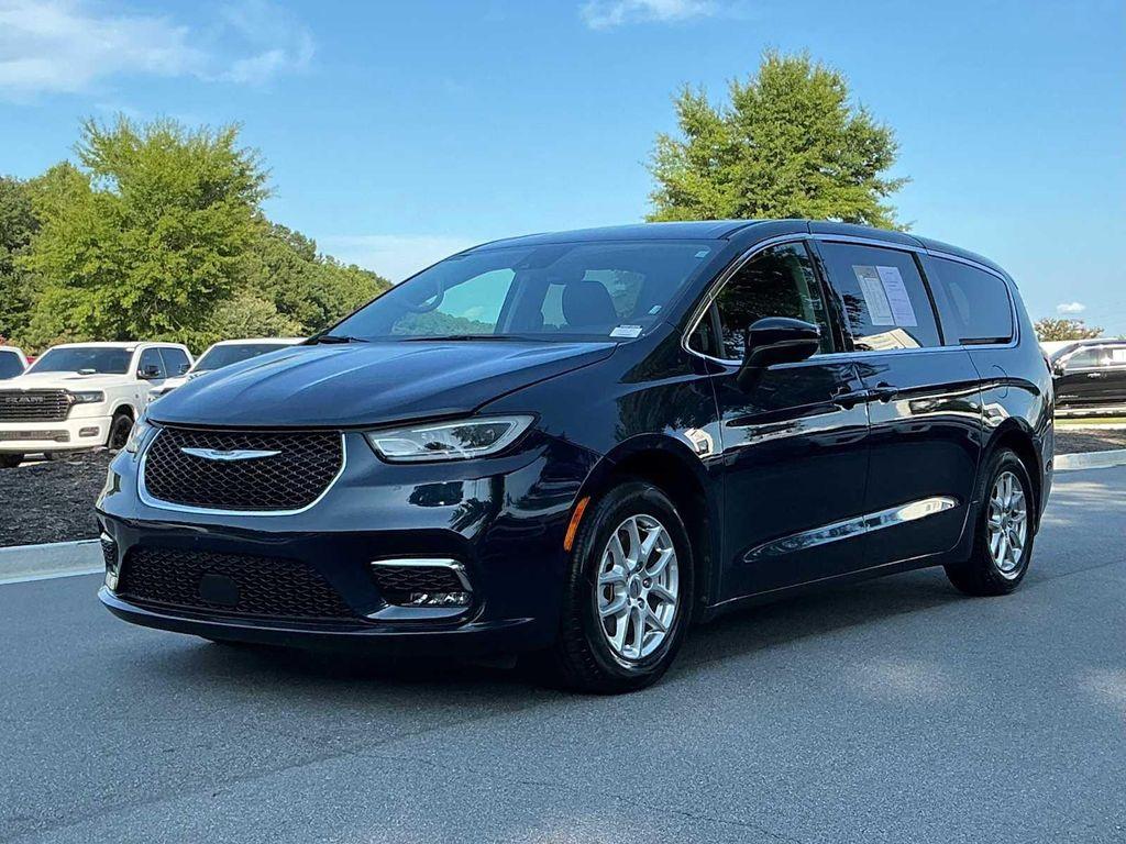 used 2023 Chrysler Pacifica car, priced at $21,325