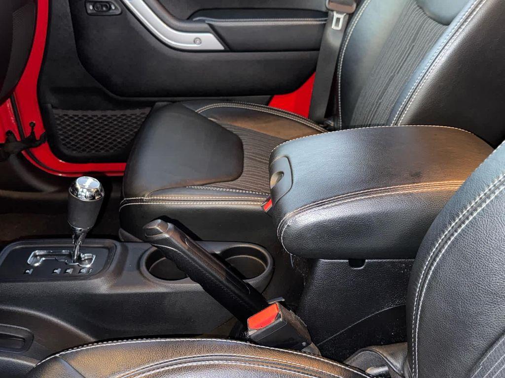 used 2014 Jeep Wrangler Unlimited car, priced at $17,000