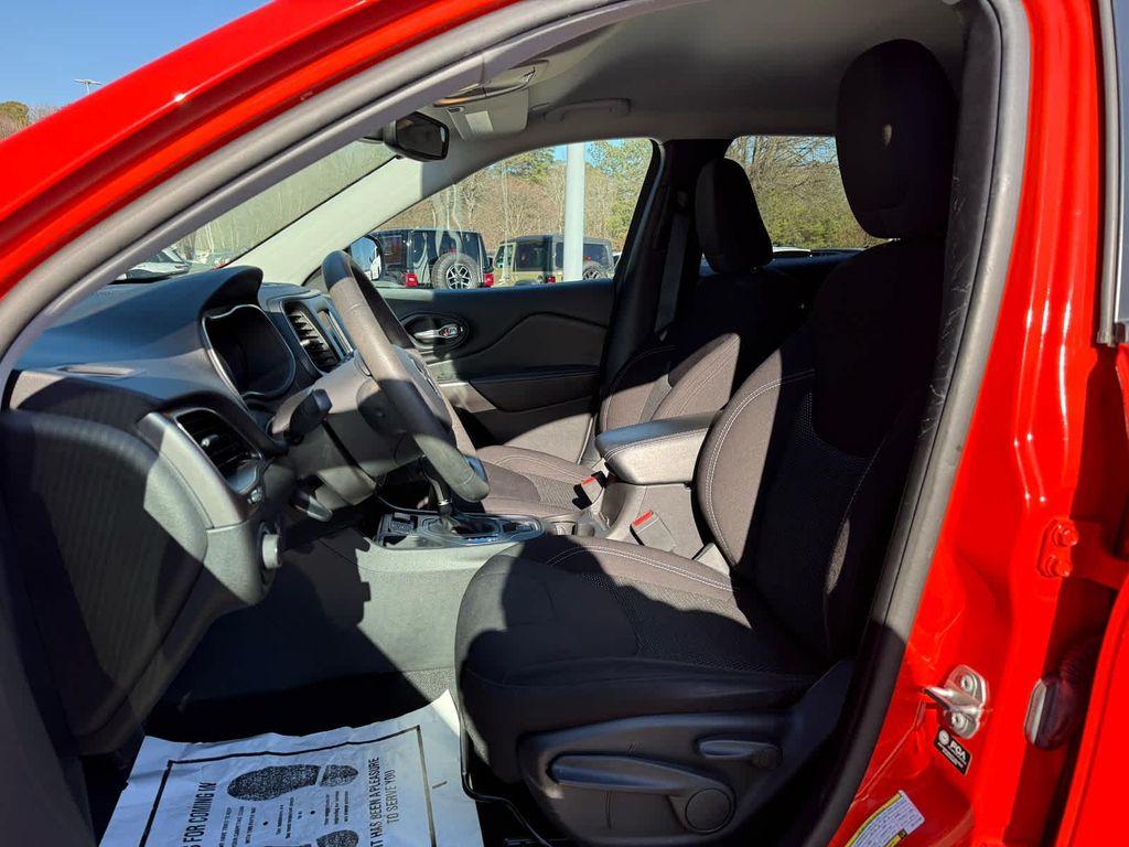 used 2021 Jeep Cherokee car, priced at $15,500