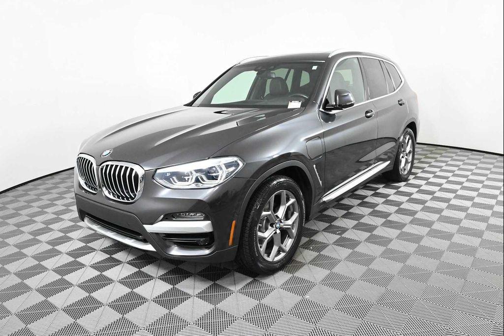 BMW X3 view 2