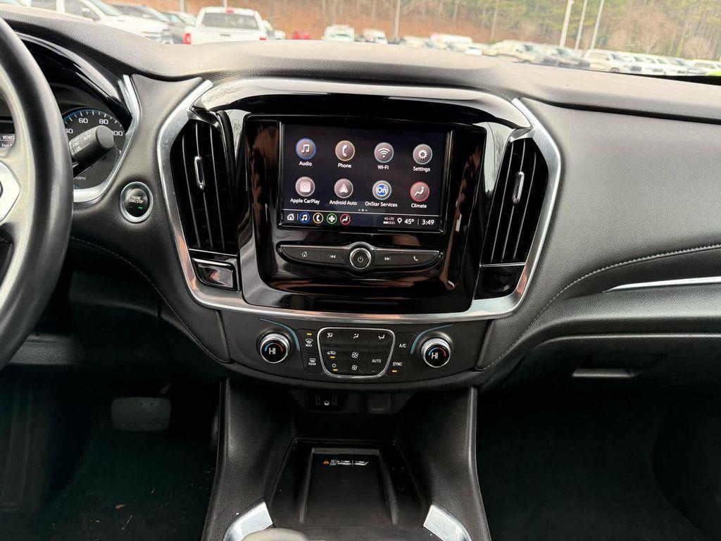 used 2023 Chevrolet Traverse car, priced at $22,900