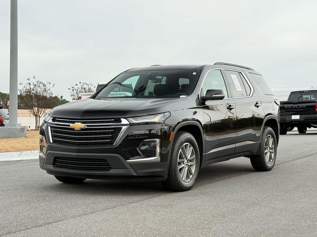 used 2023 Chevrolet Traverse car, priced at $22,900