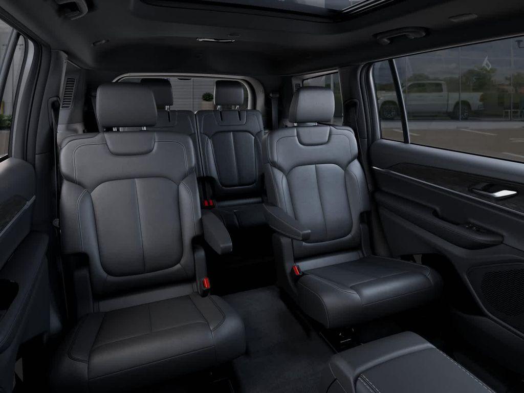 new 2025 Jeep Grand Cherokee L car, priced at $51,123