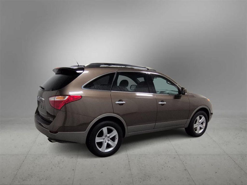 used 2011 Hyundai Veracruz car, priced at $3,333
