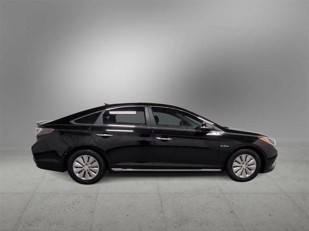 used 2017 Hyundai Sonata Hybrid car, priced at $12,555