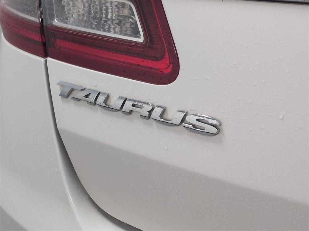 used 2014 Ford Taurus car, priced at $3,499