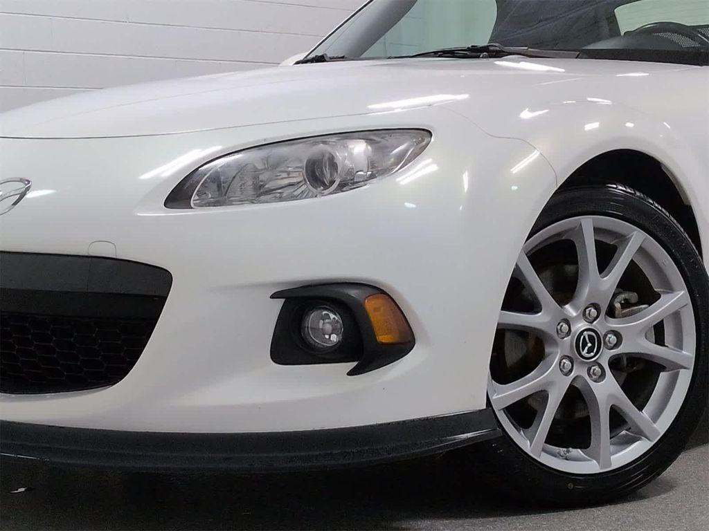 2013 Crystal White Pearl Mica Mazda MX-5 Miata