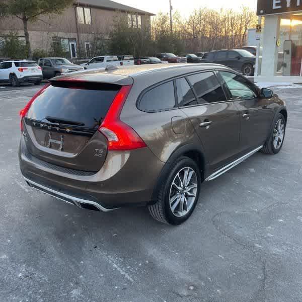 used 2015 Volvo V60 Cross Country car, priced at $11,691