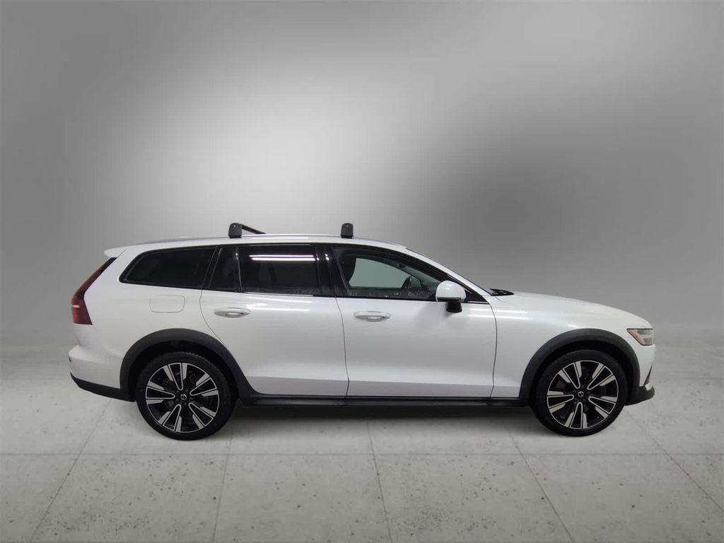 used 2021 Volvo V60 Cross Country car, priced at $24,999