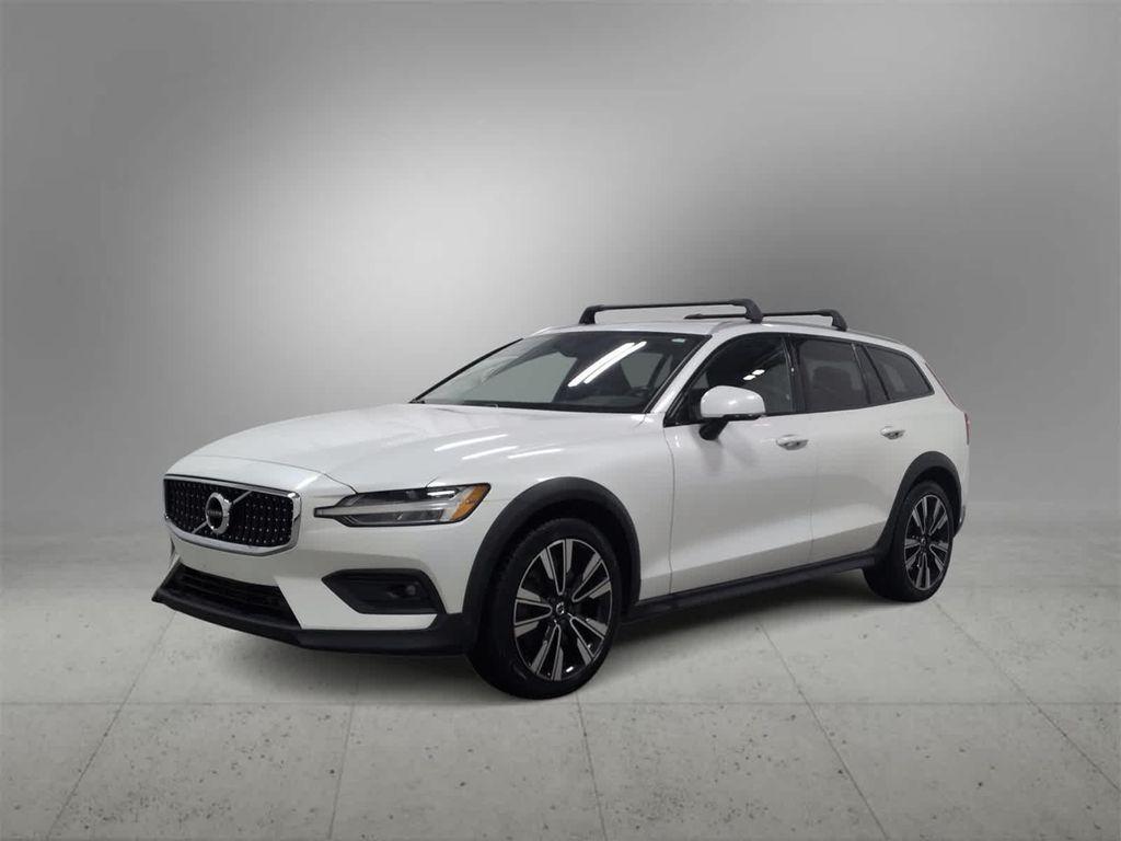 used 2021 Volvo V60 Cross Country car, priced at $24,999