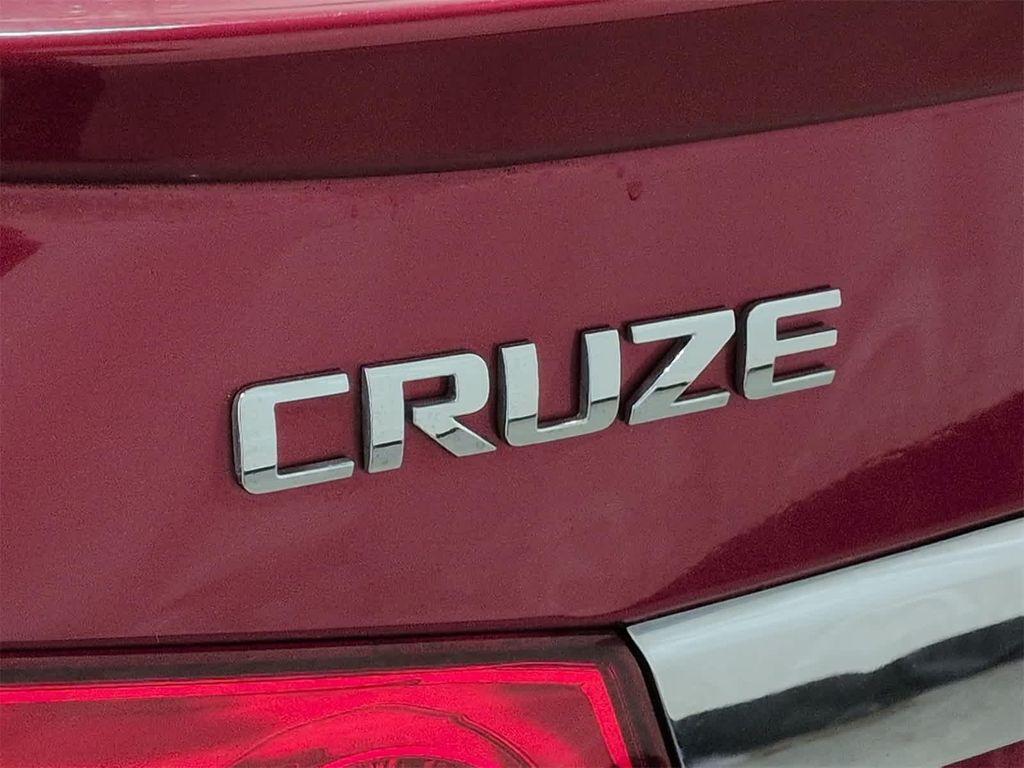 used 2014 Chevrolet Cruze car, priced at $4,888