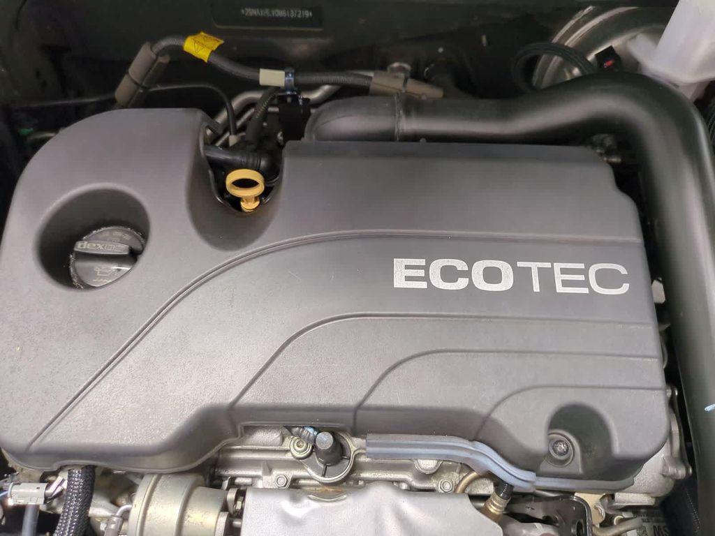 used 2021 Chevrolet Equinox car, priced at $16,769